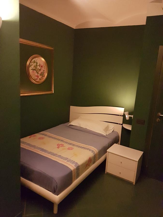 Madama Vigna Hotell Baldichieri Exteriör bild