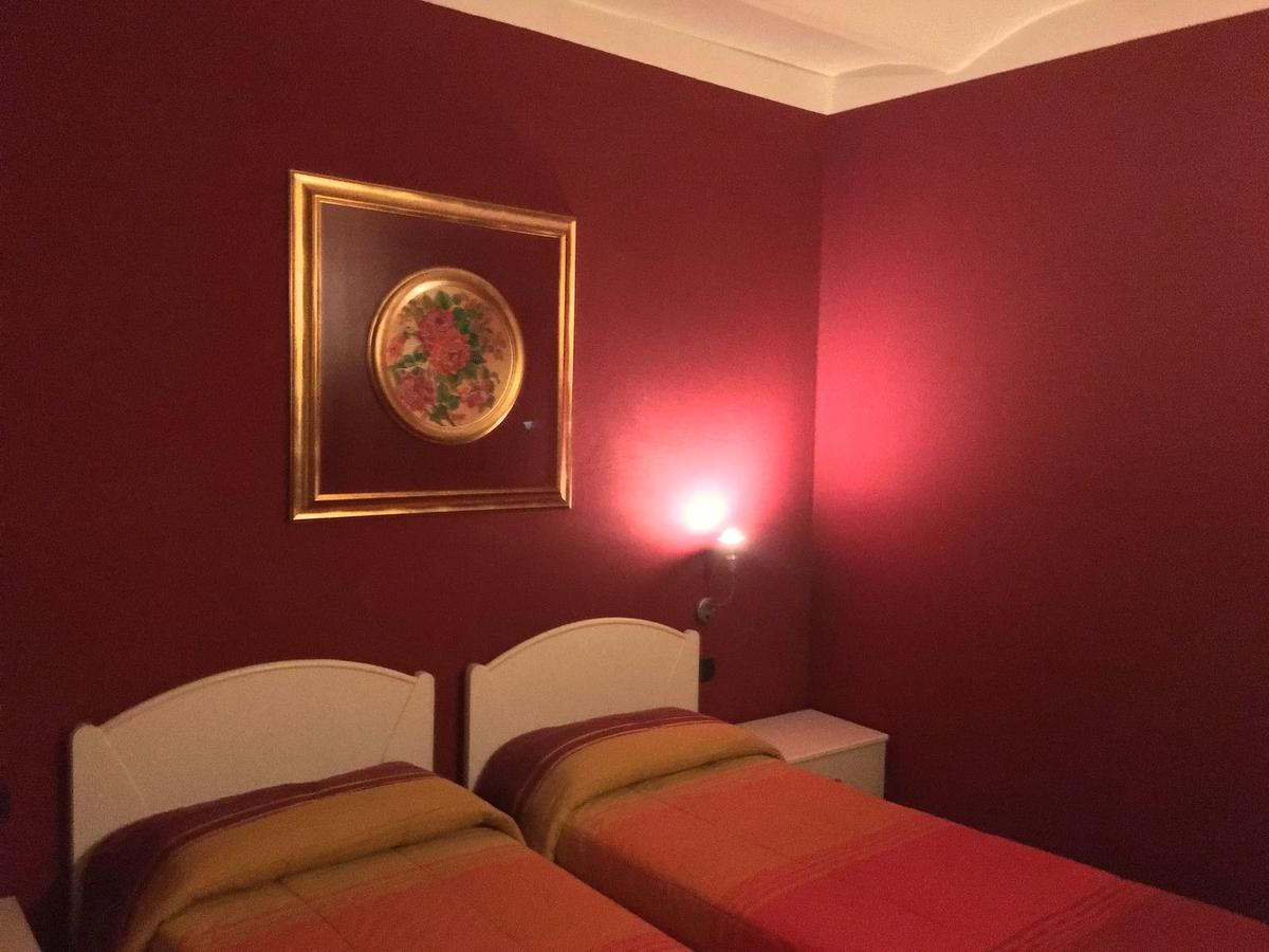 Madama Vigna Hotell Baldichieri Exteriör bild